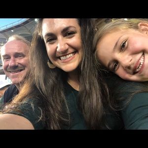 Meet your Posher, Maria